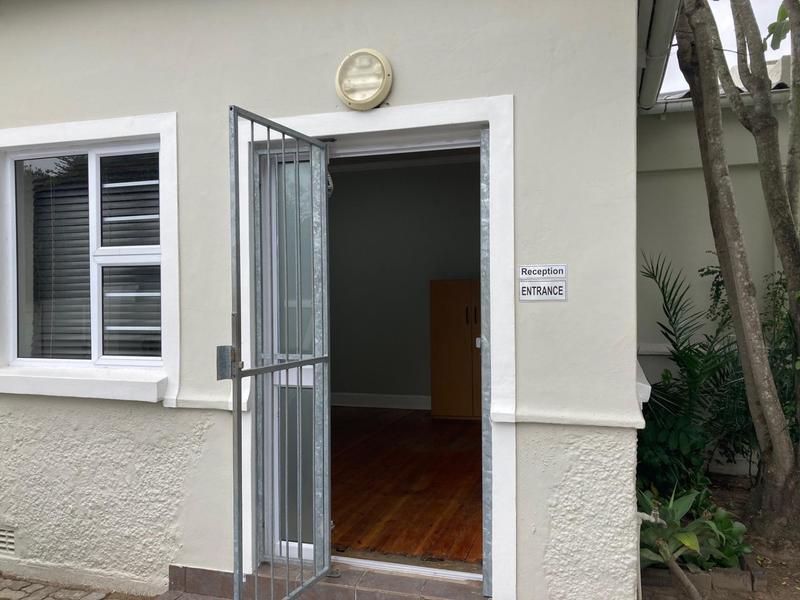 To Let Commercial Property for Rent in Newton Park Eastern Cape